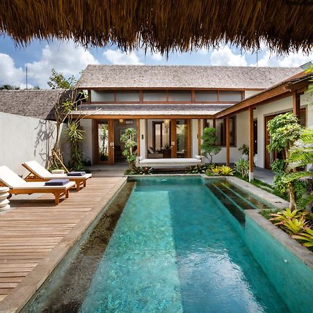 Bumbak Park Villas By Nakula Canggu Extérieur photo